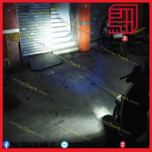 den pha xe may sang 3 canh va demi o dinh bong 4