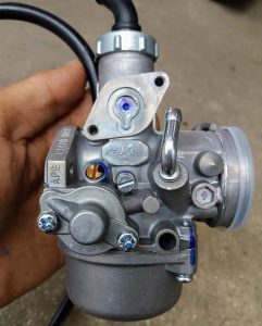 Bình xăng con giả tràn lan ( Nguồn ảnh: Internet )