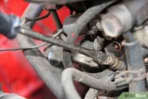 Điều chỉnh kim xăng bình xăng con bị lỗi ( Nguồn ảnh: Internet )